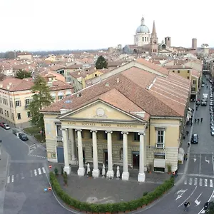 Italia Center 3*, Mântua Itália